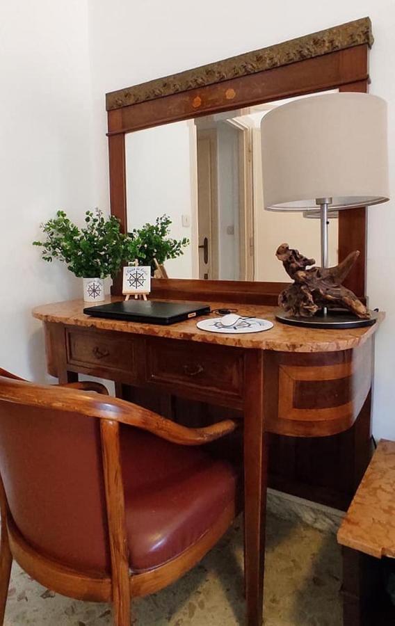 A Casa Di Lidia B&B กาเอตา ภายนอก รูปภาพ