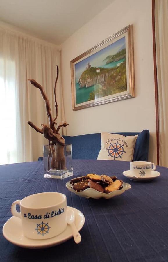 A Casa Di Lidia B&B กาเอตา ภายนอก รูปภาพ