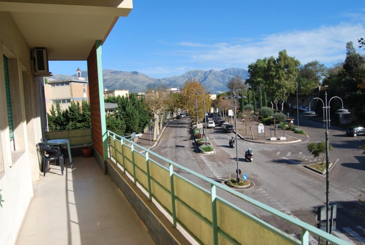 A Casa Di Lidia B&B กาเอตา ภายนอก รูปภาพ