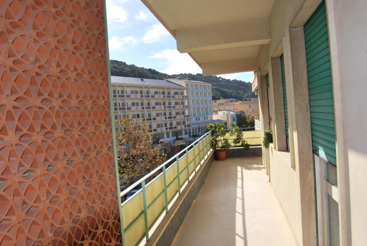 A Casa Di Lidia B&B กาเอตา ภายนอก รูปภาพ